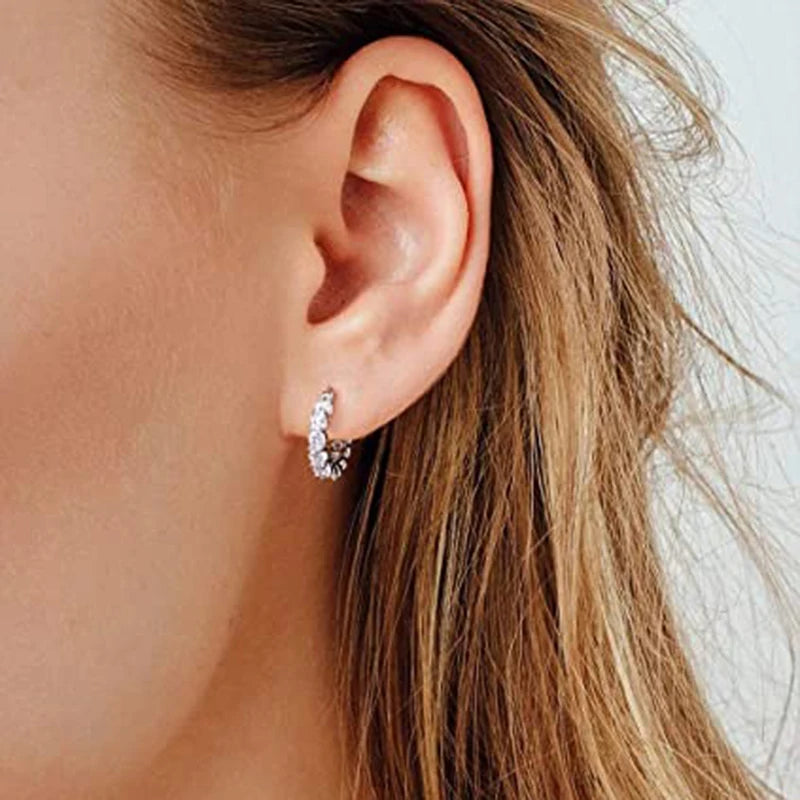 Crystal Elegance – Kolczyki Koła Premium