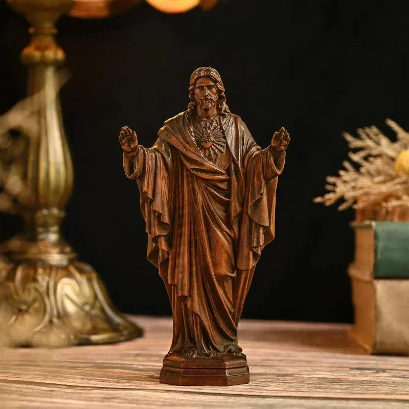 Figurka Jezusa Chrystusa - Ręcznie Rzeźbiona Drewniana Statuetka Sakralna