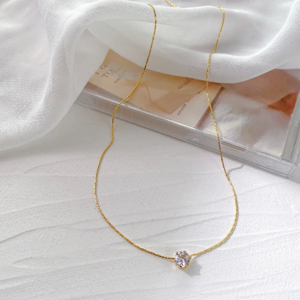 Minimalist Charm – Naszyjnik Delikatny z Cyrkonią