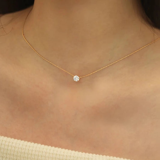 Minimalist Charm – Naszyjnik Delikatny z Cyrkonią